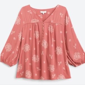 EUC V-neck woven top, elastic 3/4 sleeve. 3X pink/coral color